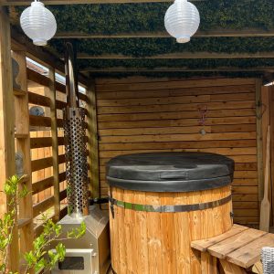 Ofuro Hot Tub Premium